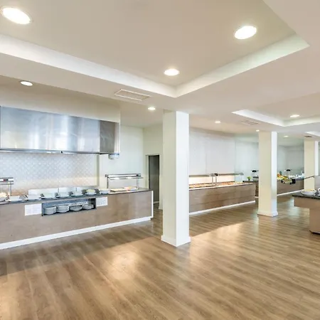 Apartmanhotel Livvo Morromar 3*