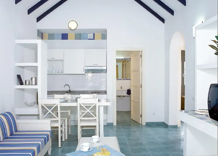 Ξενοδοχείο με διαμερίσματα Livvo Morromar 3*